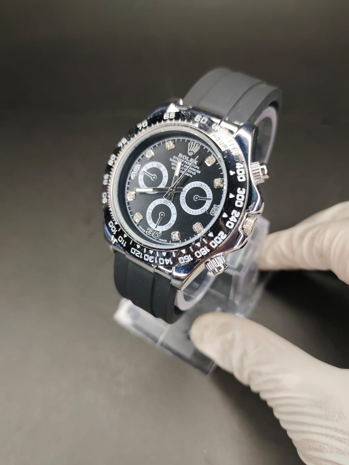 Rolex straps in cronostyle and date with rolex master lock